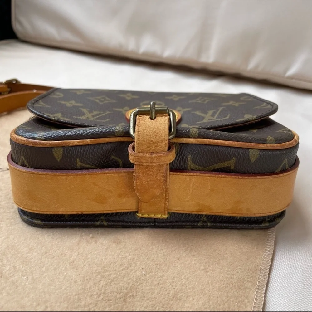 SALE 🌹 Louis Vuitton 1988 Cartouchiere GM Monogram Shoulder Handbag - Picture 8 of 16